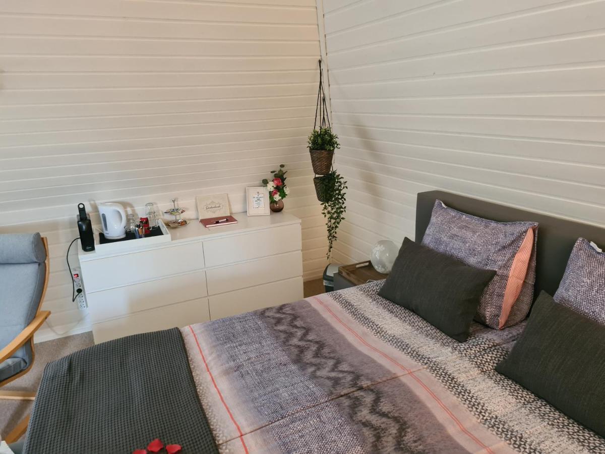 B&B De Loenense Bossen מראה חיצוני תמונה